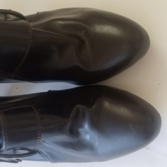 Women's Bass Dark Brown Ankle Boots Size 8 1/2M - Picture 2 of 12